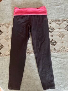 Helly Hansen women's athletic leggings